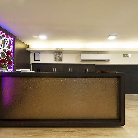 Alpina Hotels & Suites Νέο Δελχί Εξωτερικό φωτογραφία