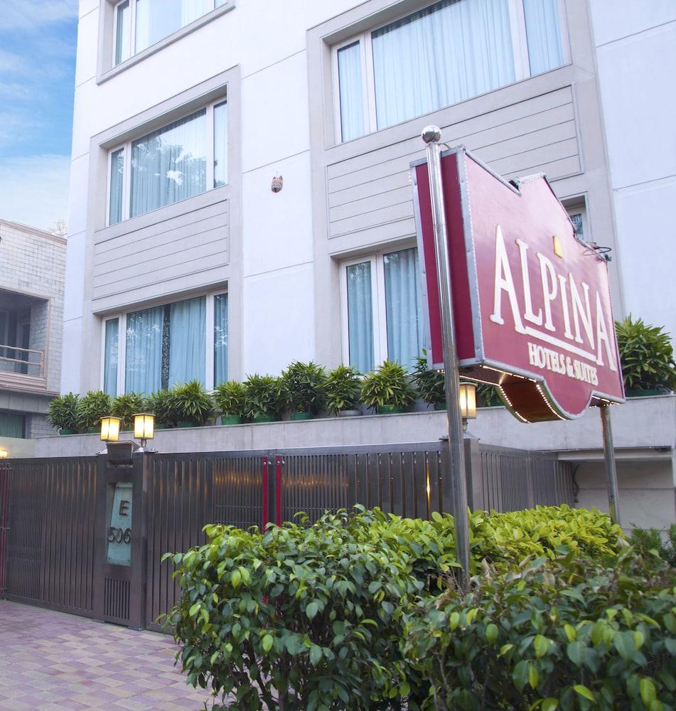 Alpina Hotels & Suites Νέο Δελχί Εξωτερικό φωτογραφία