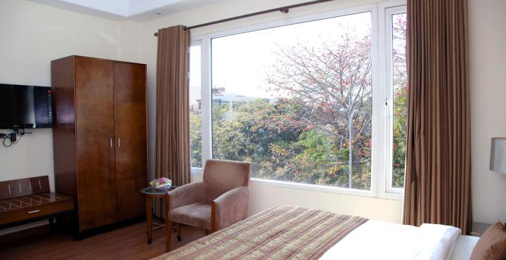 Alpina Hotels & Suites Νέο Δελχί Εξωτερικό φωτογραφία