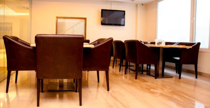 Alpina Hotels & Suites Νέο Δελχί Εξωτερικό φωτογραφία