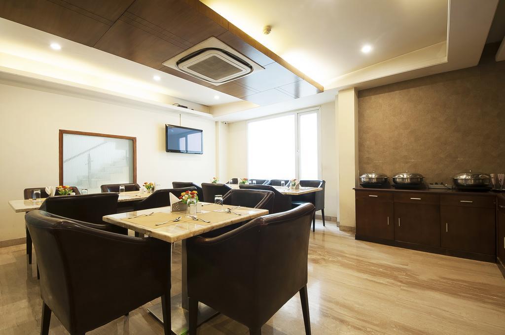 Alpina Hotels & Suites Νέο Δελχί Εξωτερικό φωτογραφία