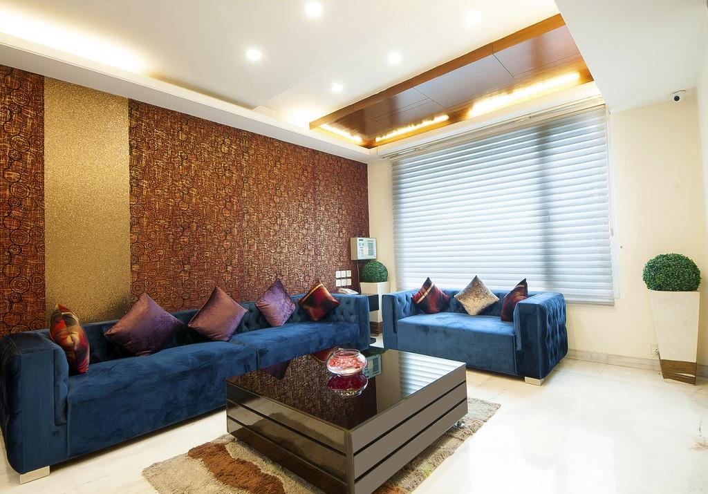 Alpina Hotels & Suites Νέο Δελχί Εξωτερικό φωτογραφία