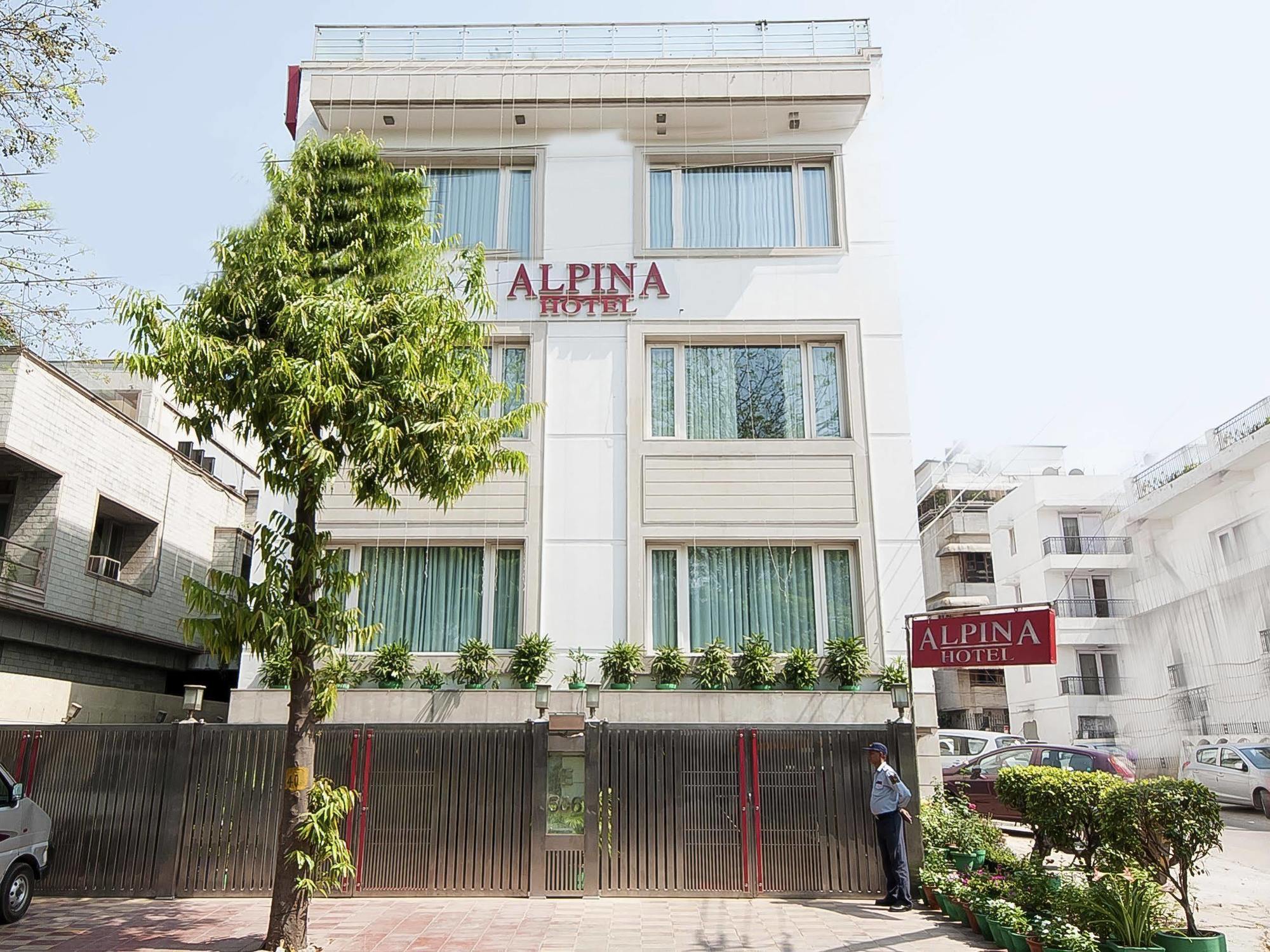 Alpina Hotels & Suites Νέο Δελχί Εξωτερικό φωτογραφία